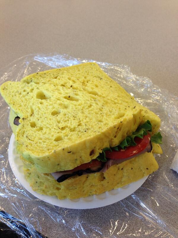 PositivelyYMM's tweet image. “@_shirley_lin Hello again Sunshine :) #ymm #sunshinebread http://t.co/RCidssh66u”A glorious #ymm sight. :) #Mitchell's