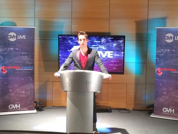 itsmaxmajor's tweet photo. Almost time to kick things off with @GVHLive #RebuildUS http://t.co/deBYIds7cX