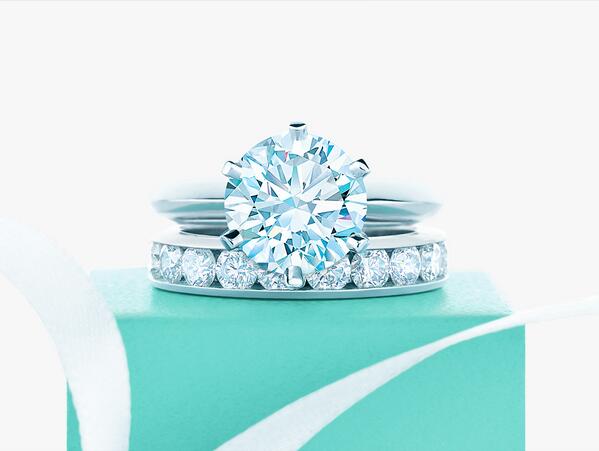 2 тиффани. Тиффани. Estet Jewelry кольцо Тиффани. Tiffany co кольца. Кольцо Тиффани для Рузвельта.