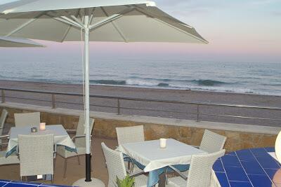 Torrecilla_3's tweet photo. Ven a disfrutar de los primeros atardeceres de primavera a nuestra terraza http://t.co/rVJSC1kqJ6