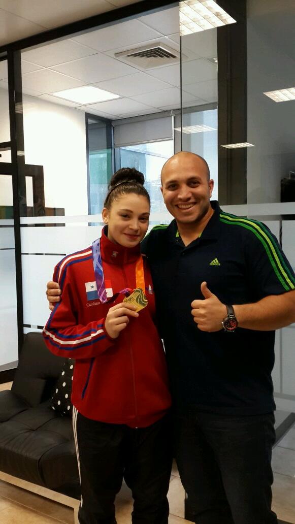 Arsenio_33's tweet photo. Felicidades a @CarolenaPanama por su medalla en #chile @SpiritofPanama @sports_windows @tvmaxpanama http://t.co/4fCBVyFrsc