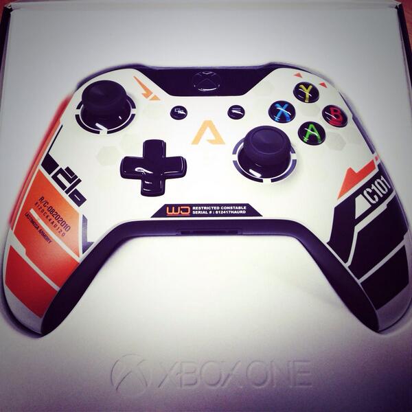 limeprogaming's tweet image. .@Titanfallgame Controller Giveaway! 

Entry: Follow Us, #RT &amp;amp; comment with #LimeXBTITANFALL 

limexb360.co.uk