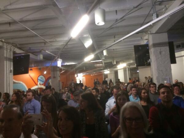 RishiShah's tweet photo. #sharktank @packbackbooks #bestpitchever @1871Chicago #watchparty http://t.co/iEfX1WB9hi