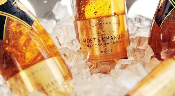 MoetNectarRose's tweet photo. Never put off 'til tomorrow what you can do tonight. http://t.co/c7c6rG5ulS