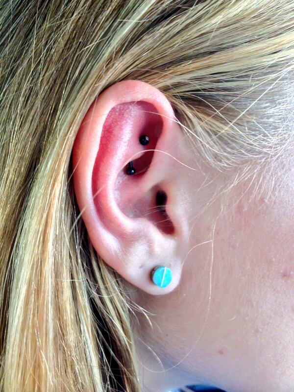Johnny_2Times's tweet photo. Just took @kelsey_edwards to @idle_mindz and got her rook pierced!! #halfoffpiercings http://t.co/n7ZhLXasa3