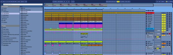 Some late night #Ableton #DeepMelodic action ahead in the DIMG Office studio :D