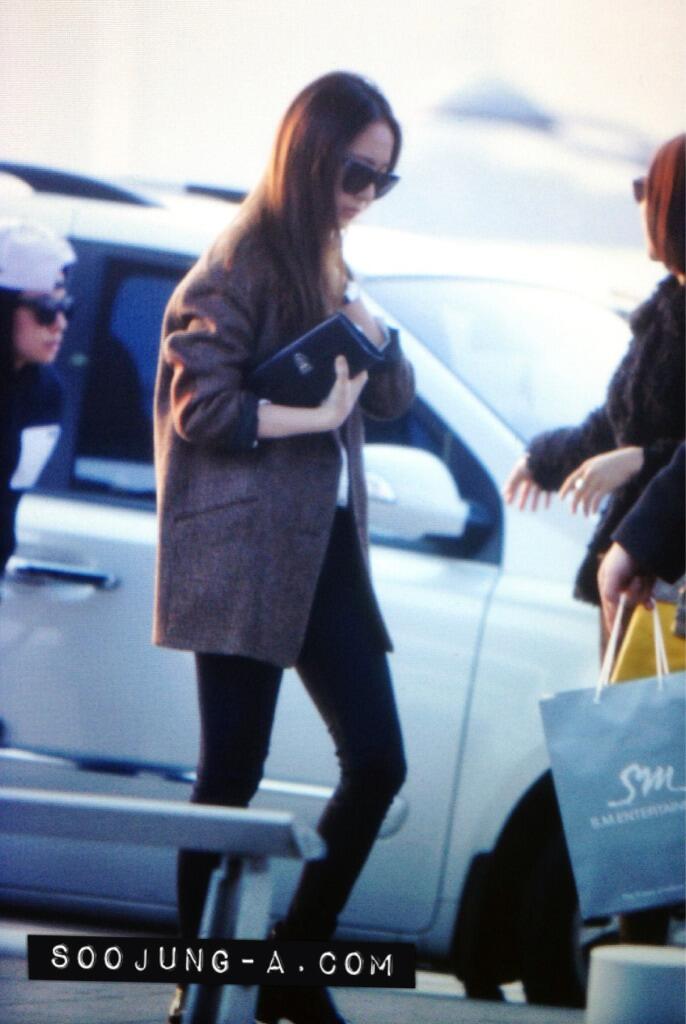 BjSS4KkCYAA2oit.jpg:large