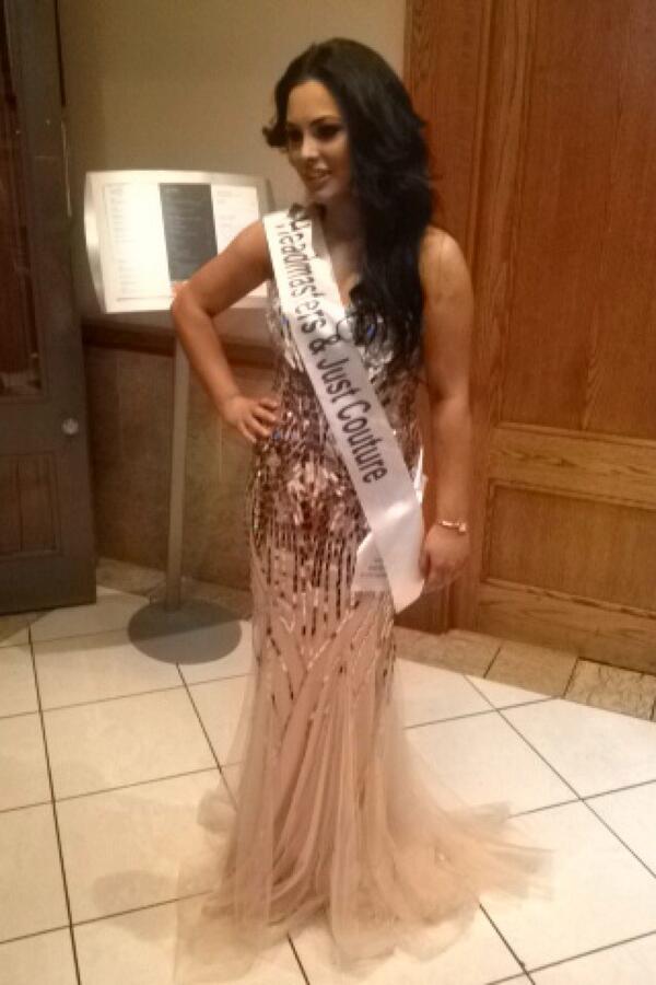 annieraerandom's tweet photo. The beautiful rose herself😘🌹💃👌 http://t.co/04FLlJQPdO