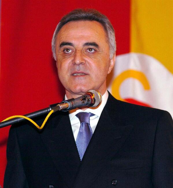GalaFans's tweet photo. Ölümünün 4. Yılında Türkiye'nin En Centilmen Başkanı Özhan Canaydın'ı Saygıyla ve Rahmetle Anıyoruz (1943-22/03/2010) http://t.co/bu5akPd0OI