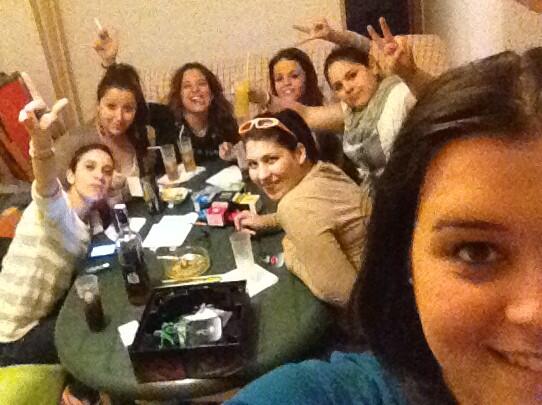 TsotoM92's tweet photo. Ole empezamos!!😏 @LauraLauriqui @cristeruel4 @MercheBrescan @Elenacasas93 @Teresandchez #Lidia http://t.co/Hz1DWTbrOe