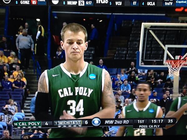 TheDaveGrant's tweet photo. National TV? @marchmadness? @NCAAMM14? No problem. @b_bennett34 shooting free throws #Believe #GetToKnowSLO #34 http://t.co/Ec0LkU7NQT