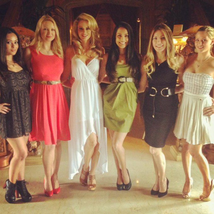 Luncheon at the mansion! @MissAshleyDoris @IrinaVoronina @MsBethWilliams @RPomplun @crystalhefner ?
#Love