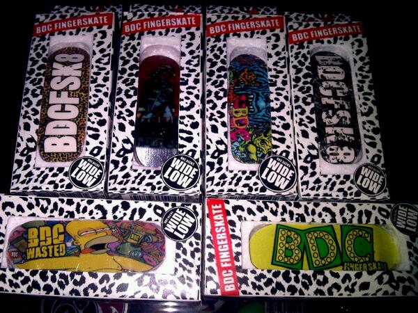 Last stock bdc deck 32 n 33mm..price: 90k free foamtape n sticker, for order/sms: 085797499338 pinbb: 216FC895