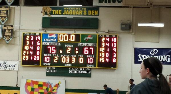 waketechsports's tweet image. Eagles drop semis by 8 pts. #GoodRunThough