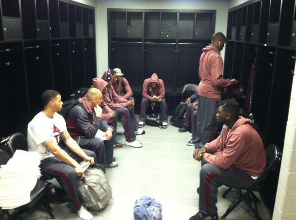 NCCUAthletics's tweet photo. Inside the locker room with #NCCUMBB at NCAA Tournament. GO EAGLES! http://t.co/skaJv19QyJ