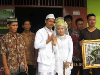 Teguh567's tweet photo. My WedDing http://t.co/eQdXCpZntS