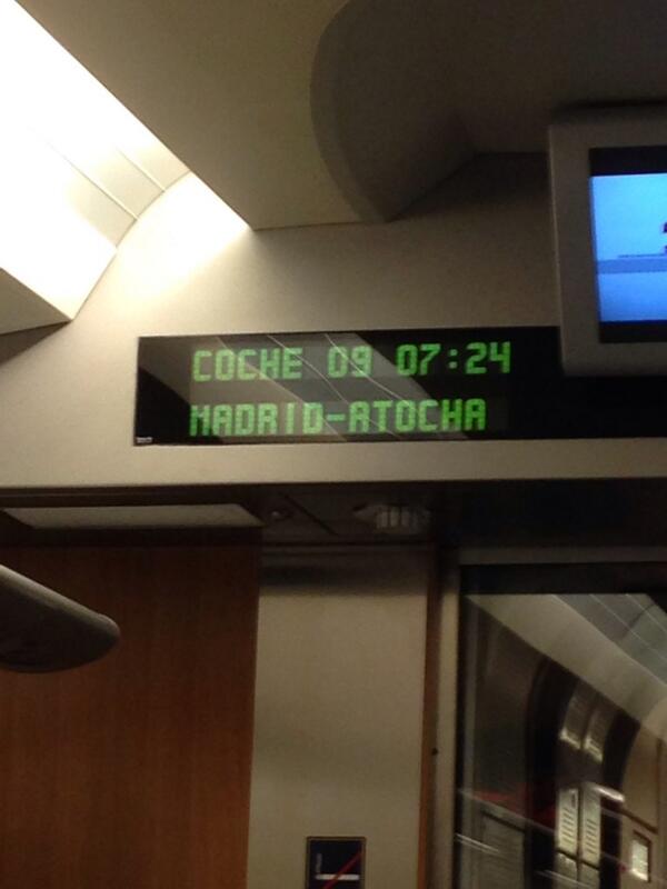 javi_rubio_7's tweet photo. Ave con destino Madrid @alejandra__5 let's go!! 😃😃 http://t.co/VqfTTAfgap