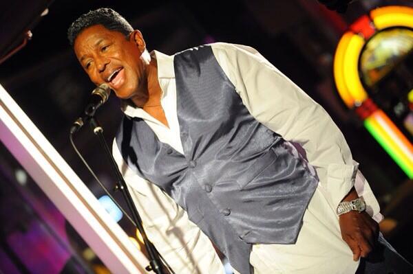 Jermaine Jackson BjT9jeHIIAAbHrI