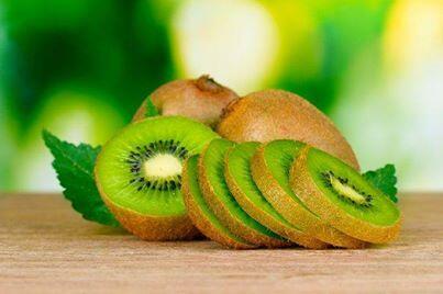 KDAHMumbai's tweet photo. #Kiwi is a super food for anti-freckles. Are you trying this wonderful way to improve your #skin tissue? http://t.co/BWvC8uGpKK