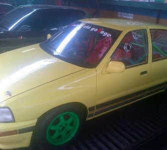 Mobil balapnya "Benhil Auto gaRage"