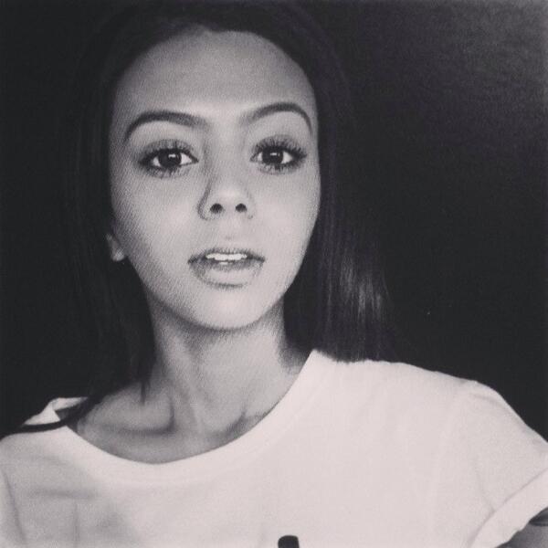 jordiedanielle's tweet image. Flashback! Missing shoots in ChiTown already! Can't wait to be back hopefully next week #StayTraveling