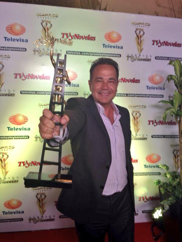 "Premios  TvyNovelas 2014----Mexico" BjTkmrLCUAAEjE5