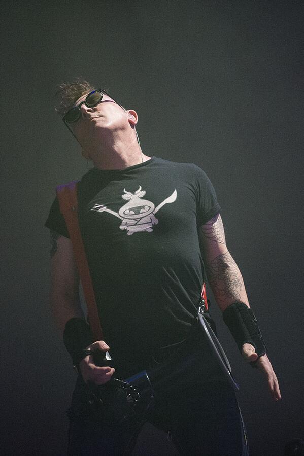 Tool's tweet photo. “@Jazzrockman: @mjkeenan @puscifer .@Tool .@CumbreTajin Fotografiado por Fernando Aceves http://t.co/HaOlAru0SC”