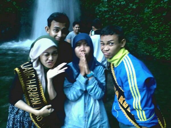 Happy Birthday kikii :* We love youu .. @yurikokiky