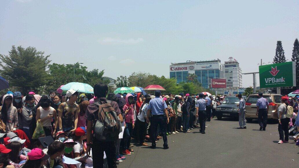 BjTvLUZCAAA01rU.jpg:large