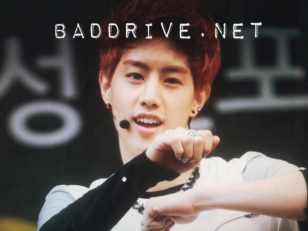 BadDrive_'s tweet image. 140322 가로수길 음악의거리 Preview #GOT7 #Mark 낫닝겐 대박사건