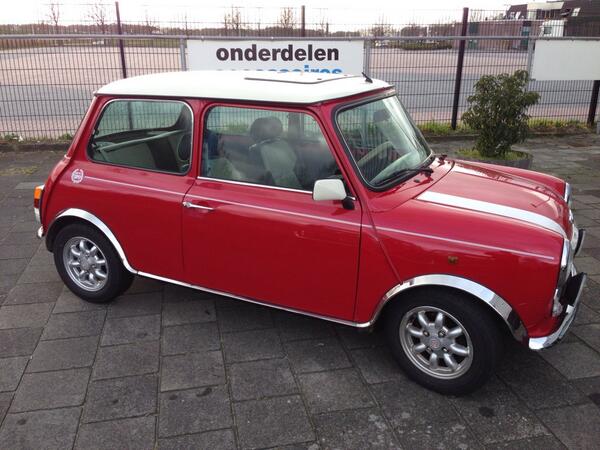 vandijkpaul's tweet photo. Straks mijn nieuwe autootje ophalen. http://t.co/BvOKvmMmH7