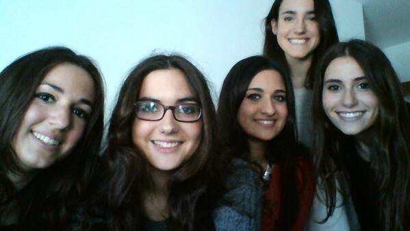 gimena_gps's tweet photo. #Magdalena2014 @Luciaacc @martjf @Laucarmu @amparo_29 :) http://t.co/s0m7nt1rBn