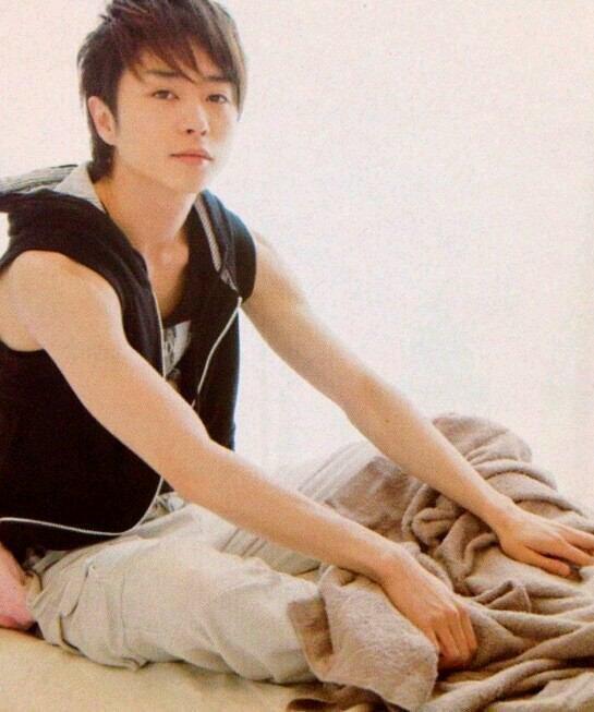 kuroko_com's tweet photo. 前、やってたんですけどとまってしまいました！もう一度おねがいします！
#翔くんの誕生日までに1250RTを目指す
#RTしたあらしっく全員フォローする http://t.co/cY3aWf21rk