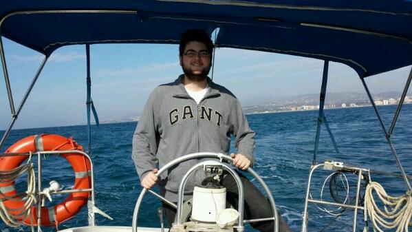 David_FdezB's tweet photo. Pedazo dia de barco con @alecastilloc http://t.co/73W6ufNUKJ