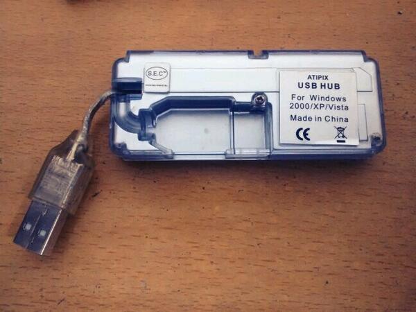 MrJuluo2's tweet image. #MicroTeardown : #HubUSB 2/4