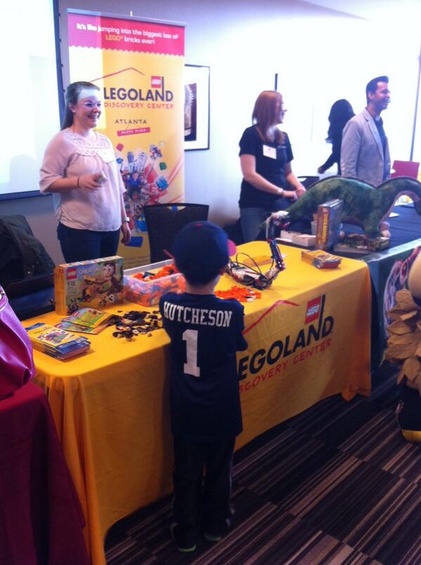 LDCatlanta's tweet photo. Having fun at #BlogATL14! http://t.co/8ihKaQJ6rK