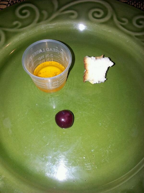 JoPrieta78's tweet photo. @KrystalMariee_ @BoricuaBella__ Krystals breakfast!!!LMBO BUAAAAAJJJJAAAA...... http://t.co/7otbH5fFhG