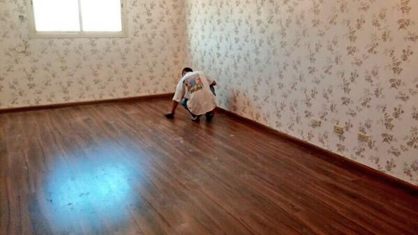 Designer_Decorr tweet picture