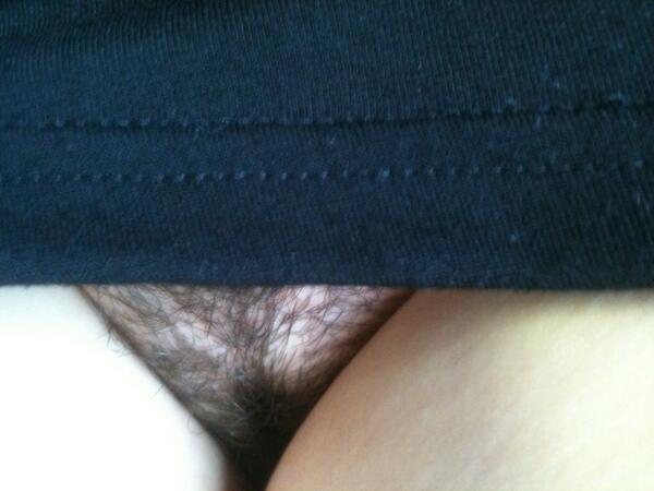 hotirishlad69's tweet photo. "@housewifelaura: Doesnt really look great as an upskirt eh π #timeforlaser http://t.co/uIkFqcJUc2"beautiful