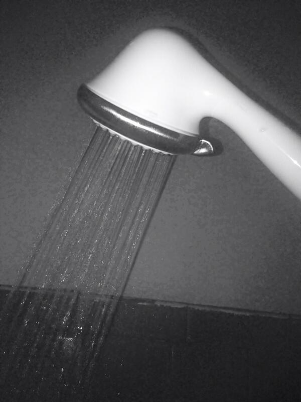 So thankful for water!  #ilovewater #worldwaterday #thankful #drop4drop <a href="/OfficialAdeIe/">Adele</a>