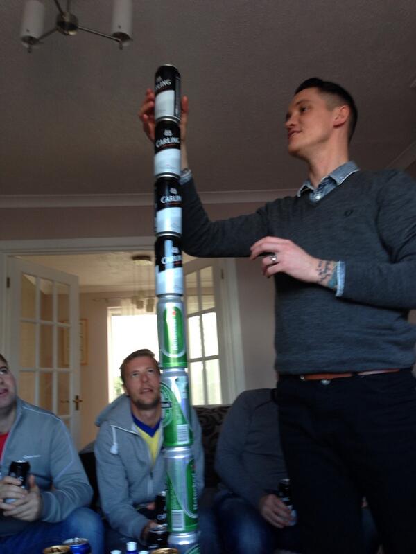 Gaz_11_N's tweet image. #beerfountain