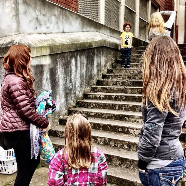 HatchForKids's tweet photo. Lookbookin'.
http://t.co/RTWm54yEOM
#hatchforkids http://t.co/wlV8Lwiobq
