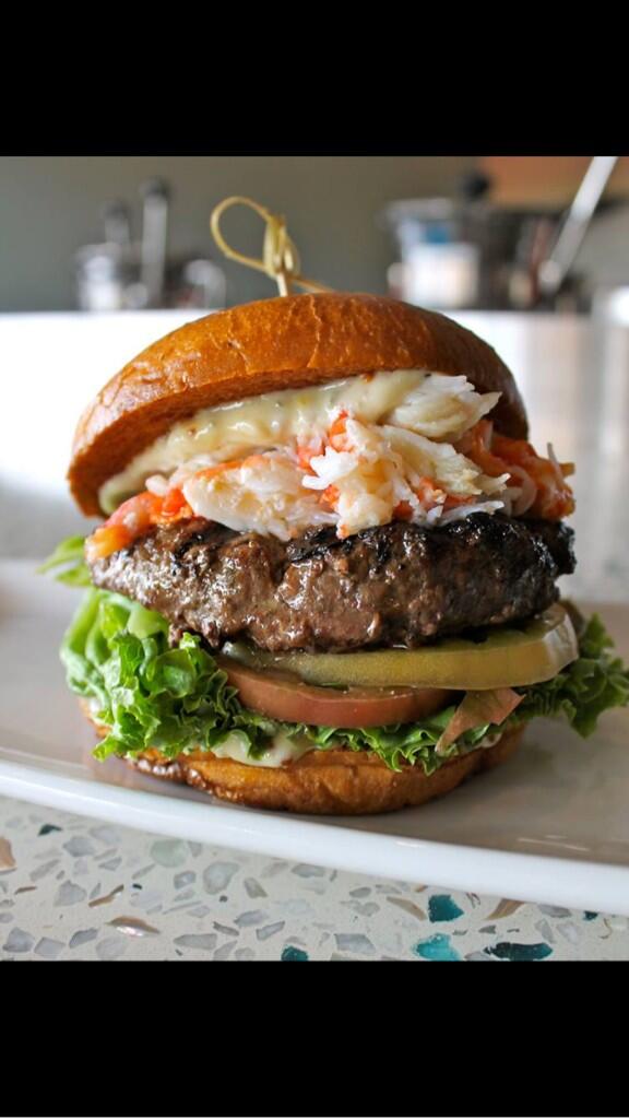 hightidegilbert's tweet photo. Special today. Surf and turf burger. #myphx #gilbertaz #hightide #heirloom #specialoftheday #LOCAL http://t.co/RwMmmWXdk5