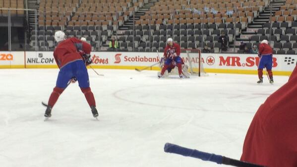 NickJibb's tweet image. Must be a challenge for #Budes to see around this guy #mustache #largehuman #15 #Habs #gameday #GoHabsGo