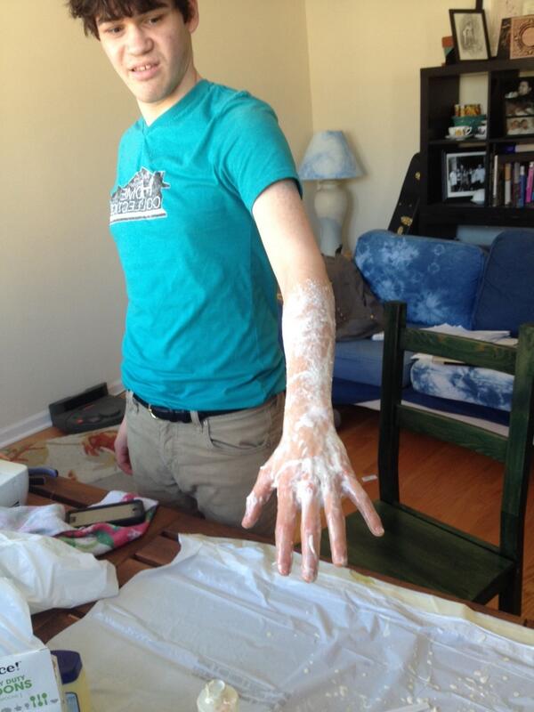 OverUnderColl's tweet image. Latex coats #burntsleeve #newplay