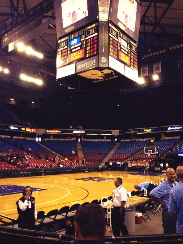 DOGPACK better be here at noon! Lehhhhgo #statebound