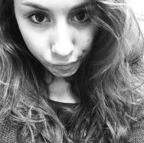 radiatehale's tweet image. troian omg i love her so much