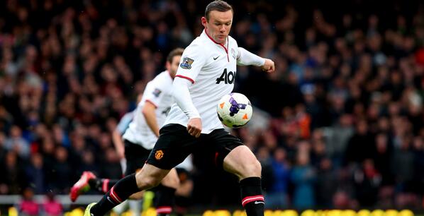 HT! West Ham 0-2 Man Utd  bit.ly/1aegX0L #SNF