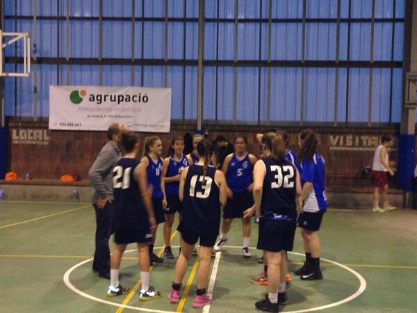 Sr_Romero_'s tweet photo. SBF: final al Palaverde! +25 a @BasquetCEISSA #SomBlaves #ItuItuItuBam #SBF http://t.co/vkSiYcv1Co