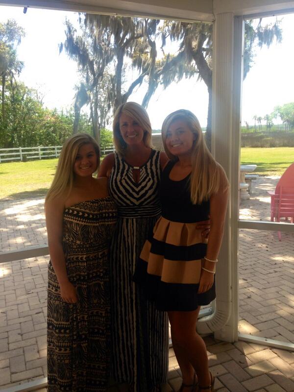 bridgitdaly's tweet image. Reagan's Bridal shower! With my girls #love